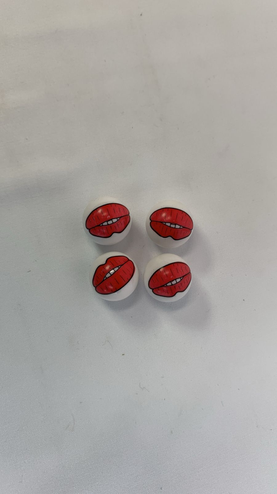 Mouth valve caps